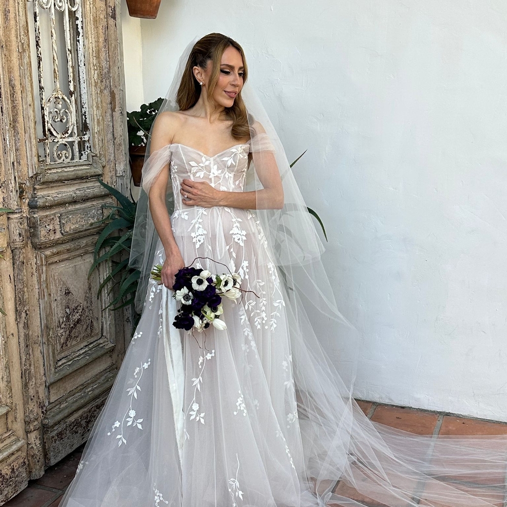Chic Off-Shoulder White Floral Wedding Gown